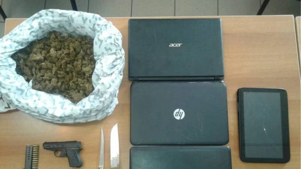 «Γιαγιά» διακινούσε χασίς και οπλοφορούσε στο Ηράκλειο